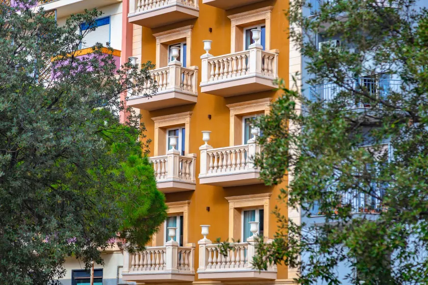 La Paloma Blanca Hotel - Image 1