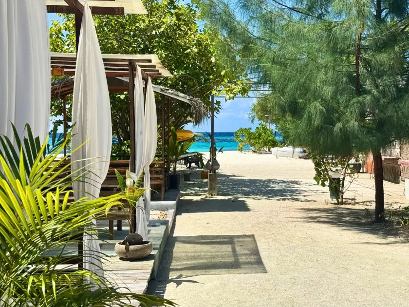 Noah Private Beach House - Image 1