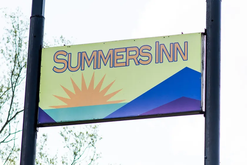 Summers Inn - Image 1