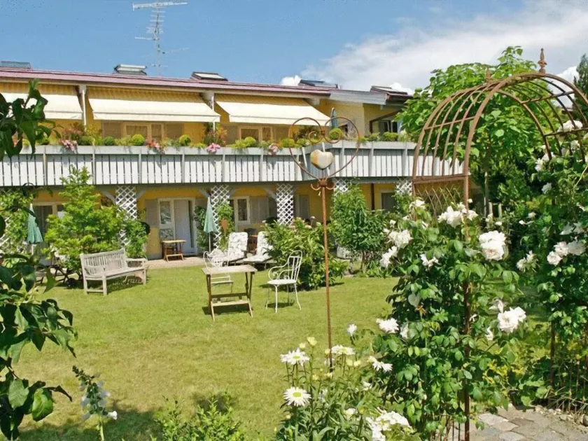 Landhotel Herzberger - Image 1