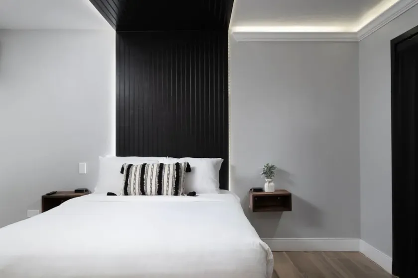 The Westerner - Extended Stay - Image 1