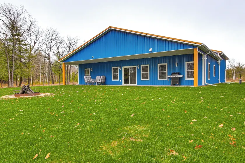 2 Mi to Lake Michigan: Fire Pit, Grill, Patio! - Image 1