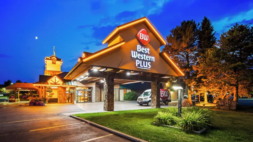 Best Western Plus GranTree Inn - Image 1