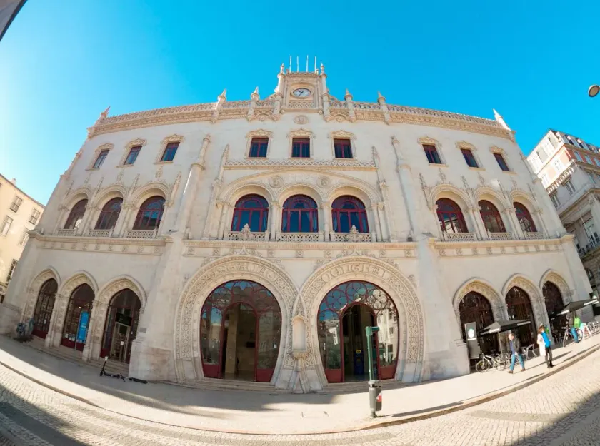 Lisbon Destination - Image 1