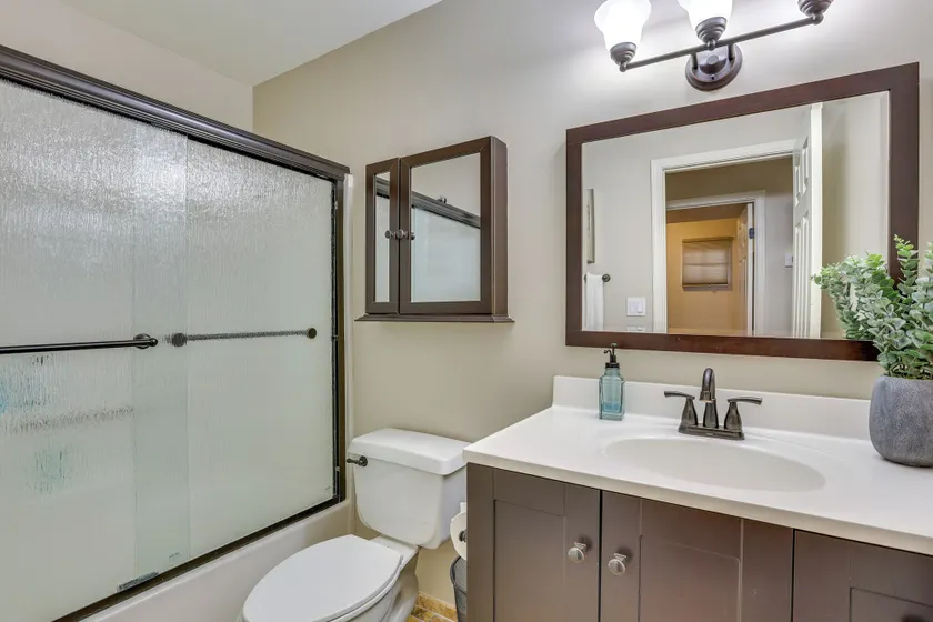 Pool, Hot Tub & Golf Course View: Glendale Oasis! - Interiör