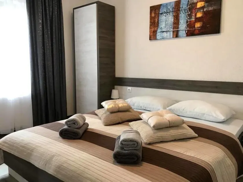 Guest House Klanfar - Image 1