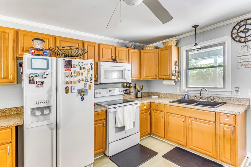Charming Shallotte Home ~ 4 Mi to Ocean Isle Beach - Innenbereich