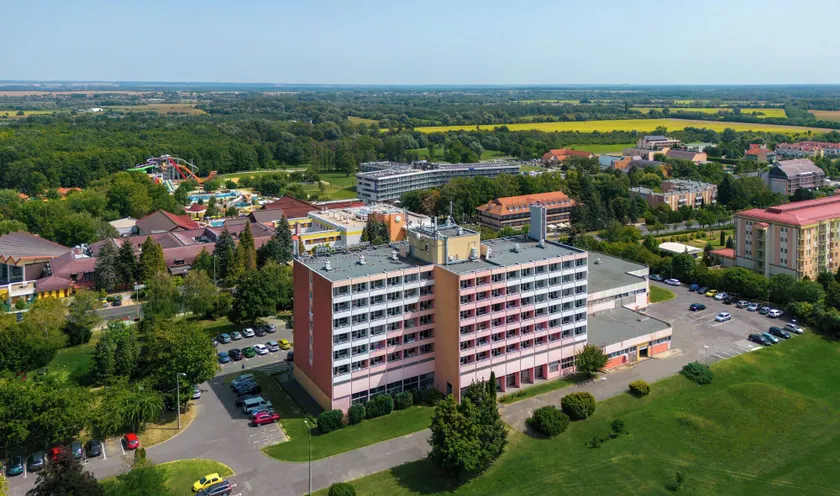 Hunguest Hotel Freya - Image 1