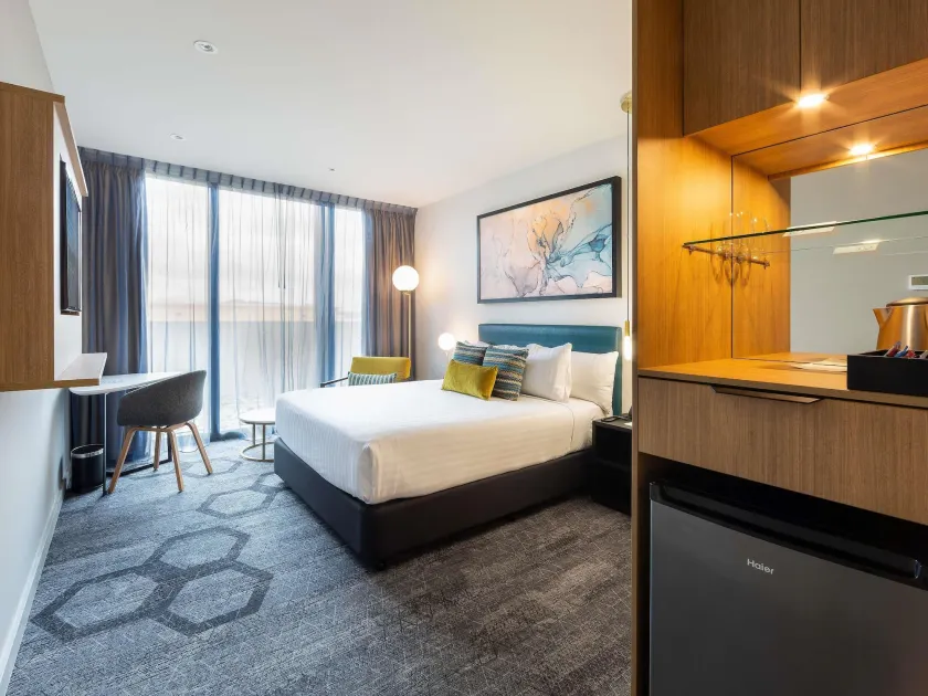 Mercure Canberra Belconnen - Image 1