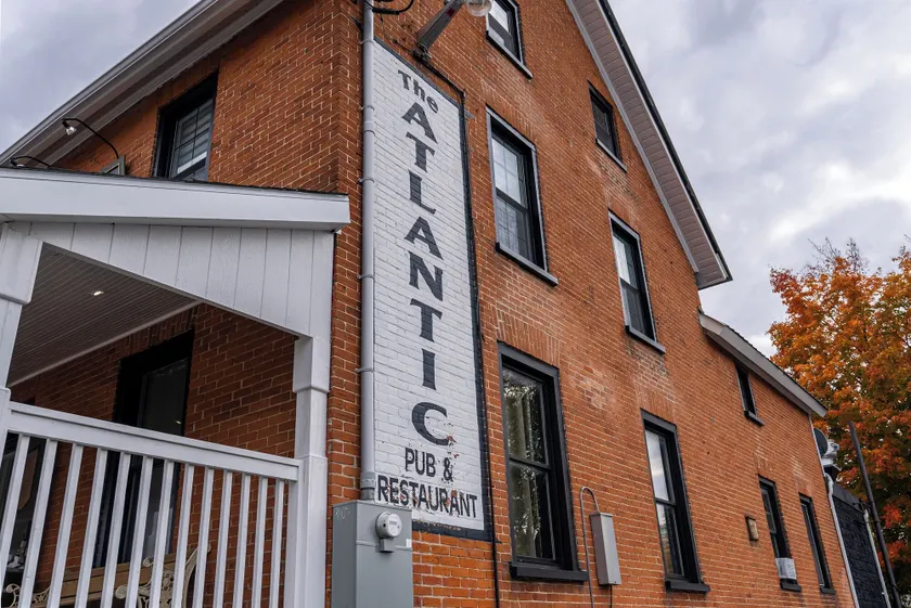 Atlantic Pub & Hotel - Image 1