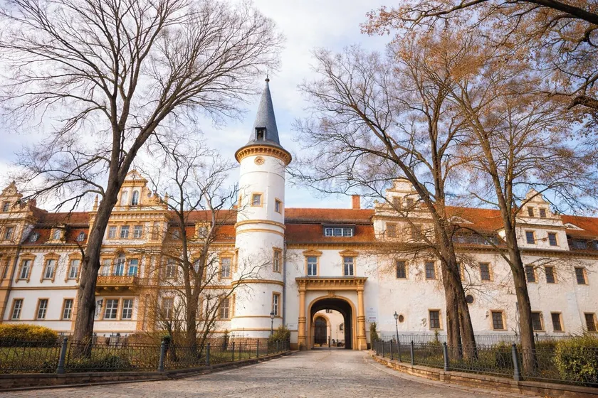 Schlossparkhotel Schkopau - Image 1