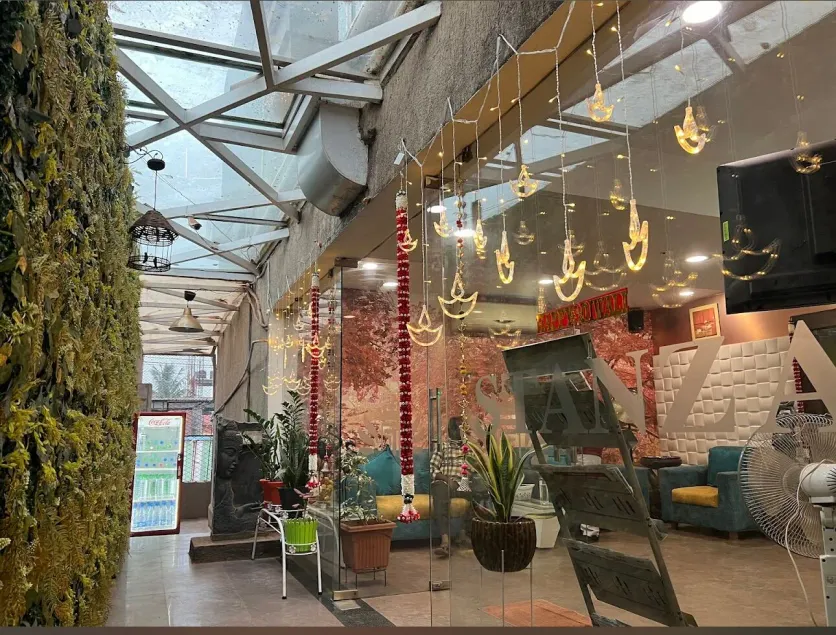 Hotel Avani Grand - Lobby