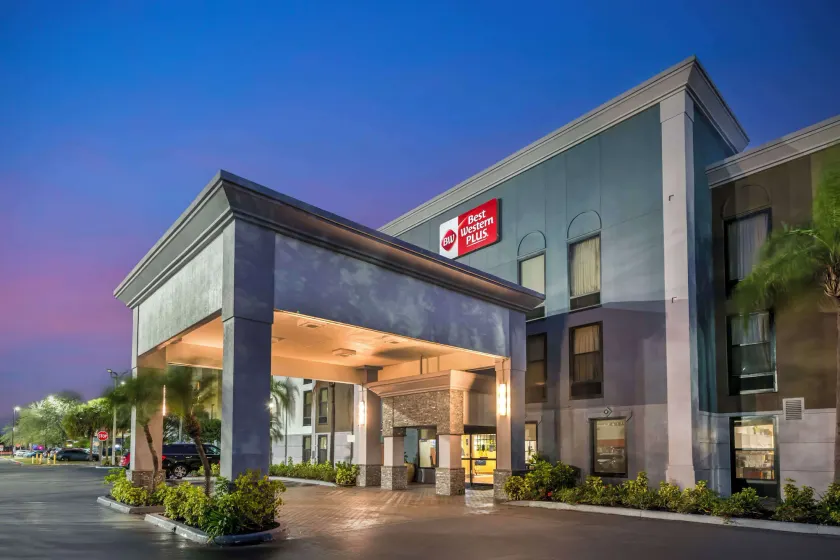 Best Western Plus Universal Inn - Free Shuttle to Universal Studios! - Image 1