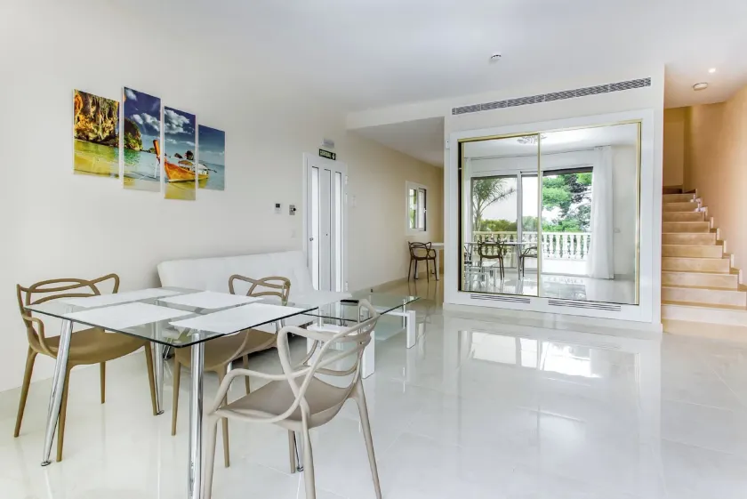 Calma Holiday Villas - Room