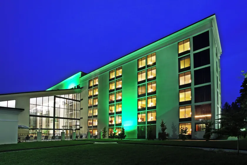 Holiday Inn Asheville - Biltmore West by IHG - Image 1