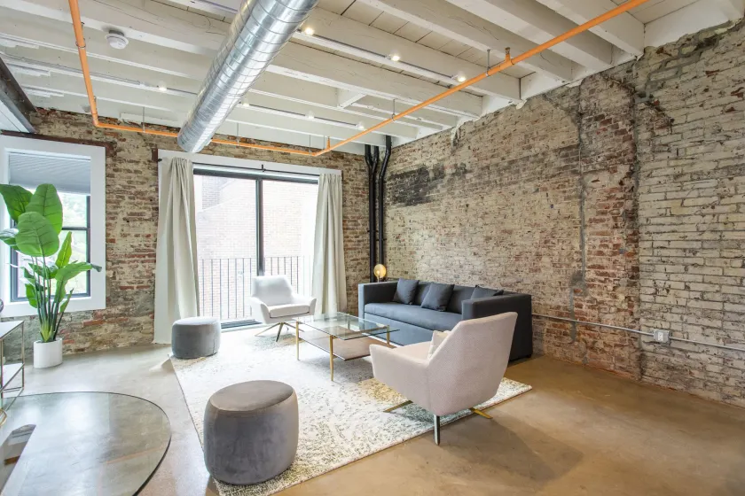 Inventors' Loft Stay in the Heart of it All - Image 1