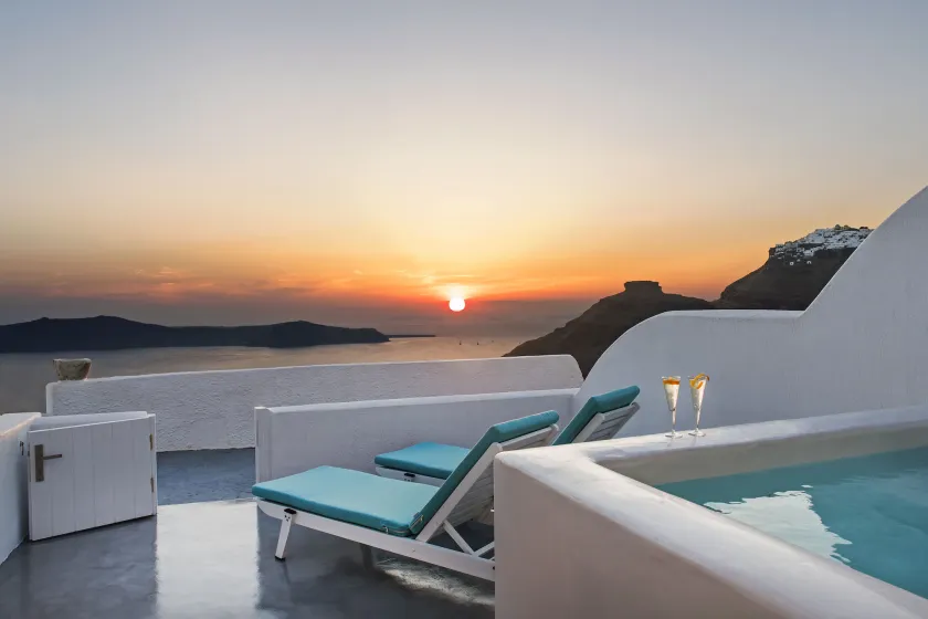 Aura Suites - Image 1
