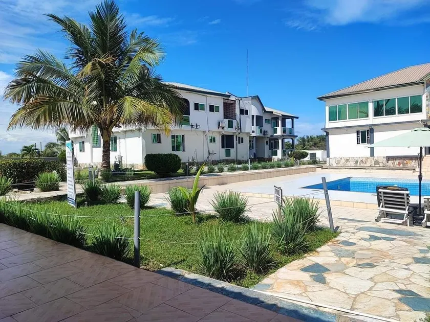 LLOYDS BEACH RESORT and SPA - Image 1
