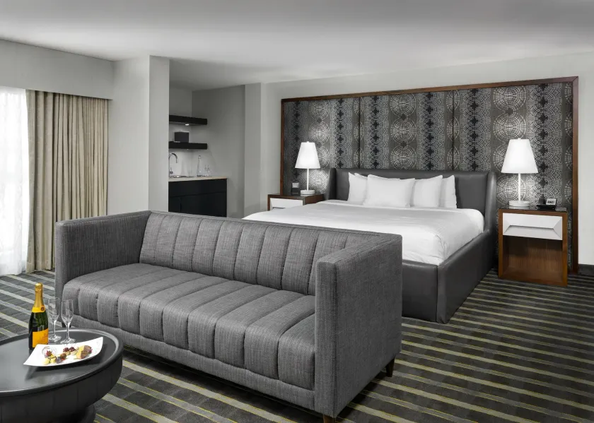 Hotel Arts - Image 1