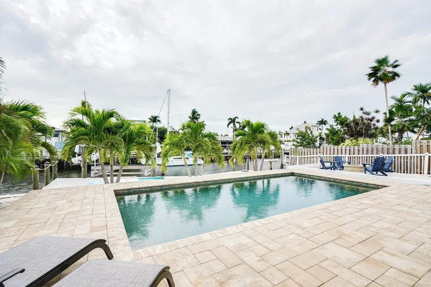 Opdateret St. James City Home on Canal m / Pool & Dock - Image 1
