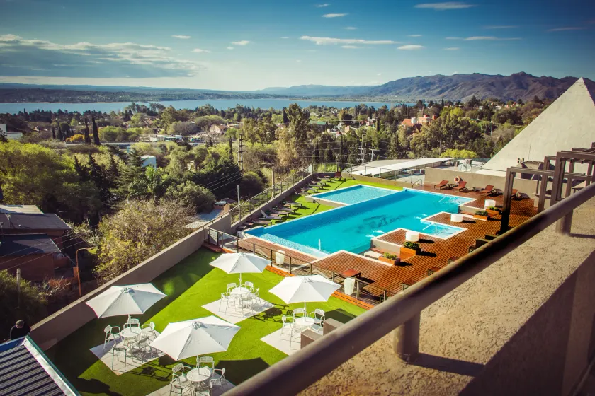 Eleton Resort & Spa - Image 1