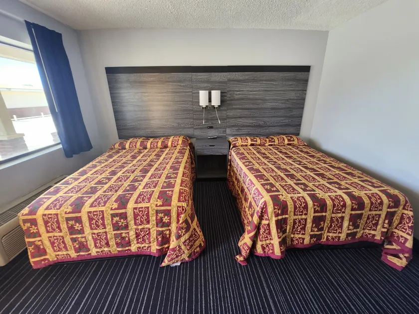 Scottish Delight Motel - Image 1