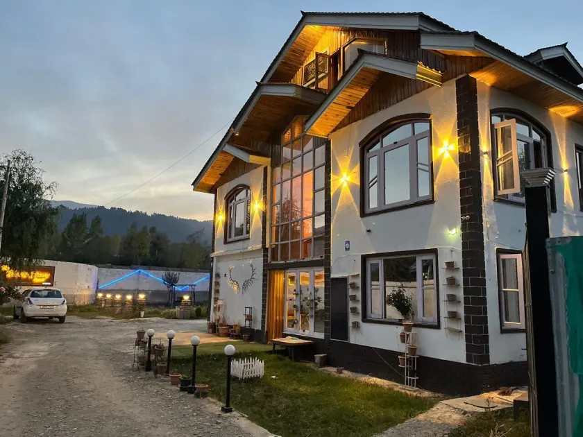 The Gulmarg Gateway Resort Tanmarg - Image 1