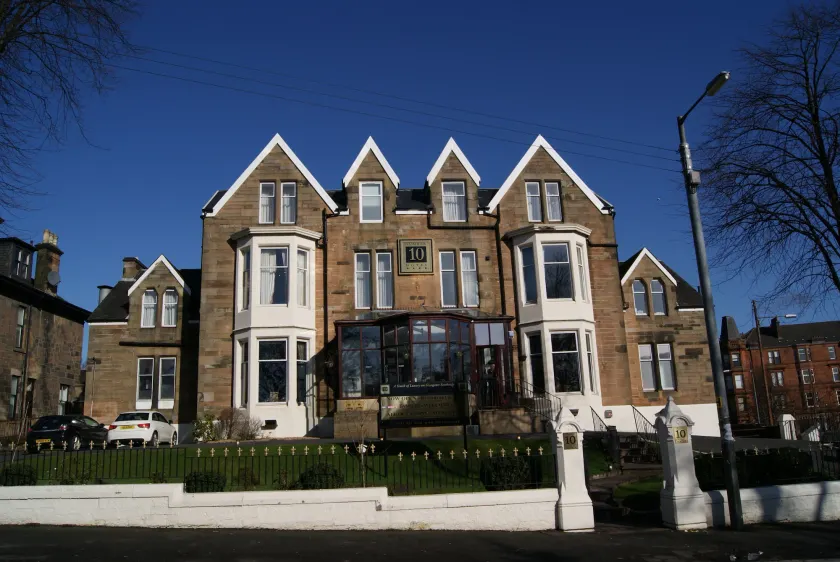 Number 10 Hotel - Image 1