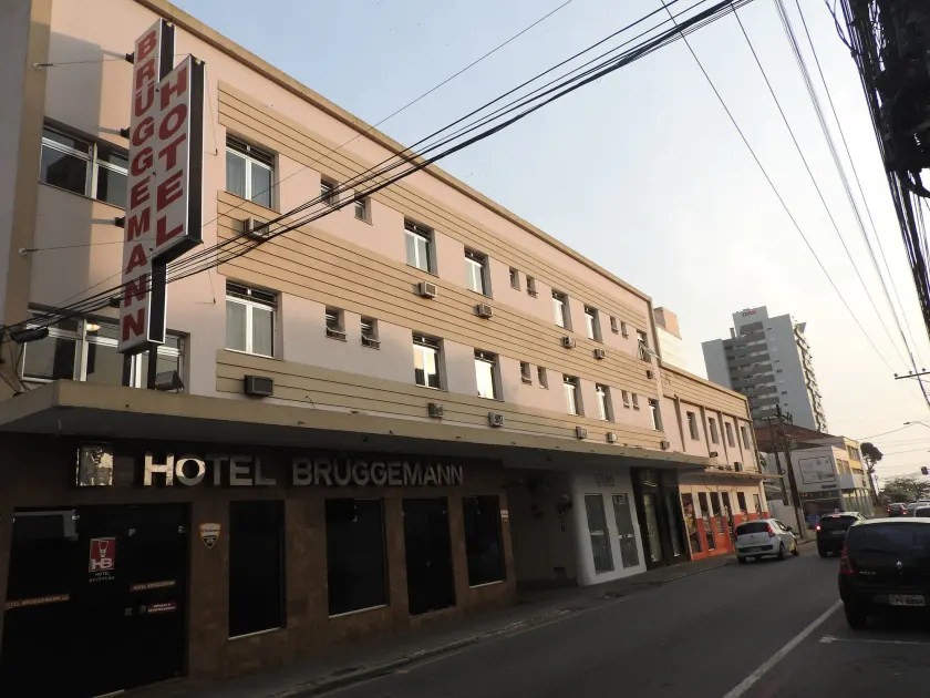 Hotel Bruggemann - Image 1