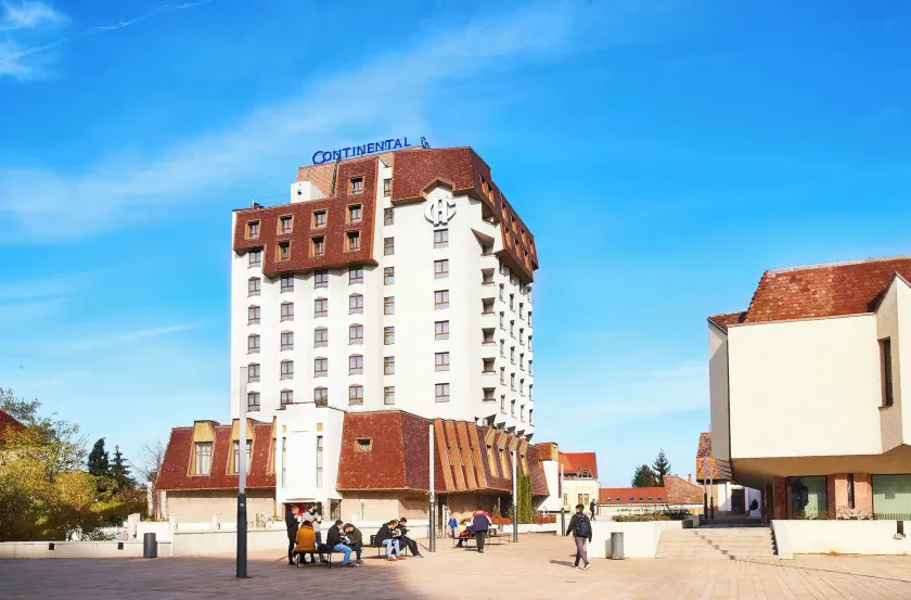 Continental Forum Tirgu Mures - Image 1
