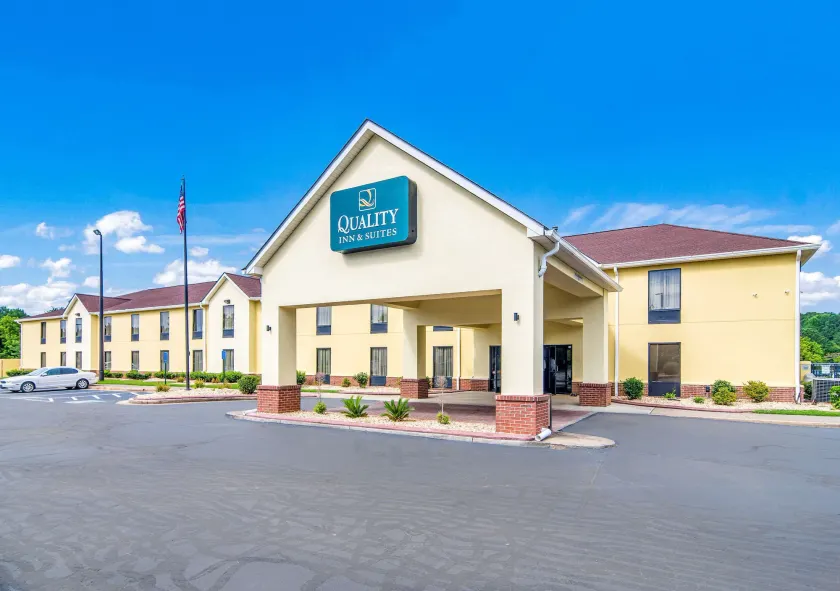 Quality Inn & Suites Canton, GA - Image 1