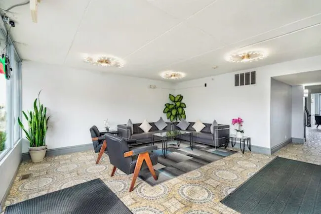 Baymont by Wyndham - Chicago - Addison - O'Hare - Image 1