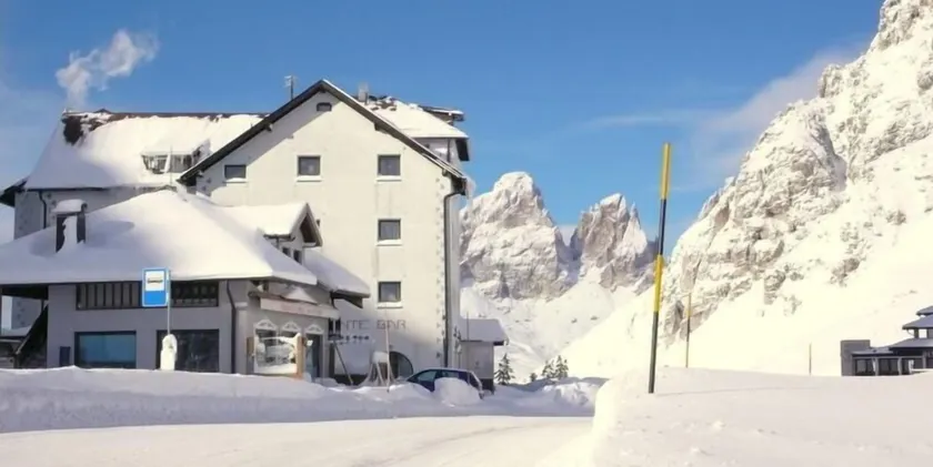 Hotel Col di Lana - Image 1