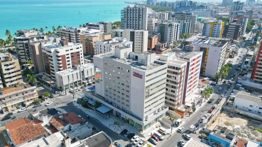 Hilton Garden Inn Maceio - Image 1
