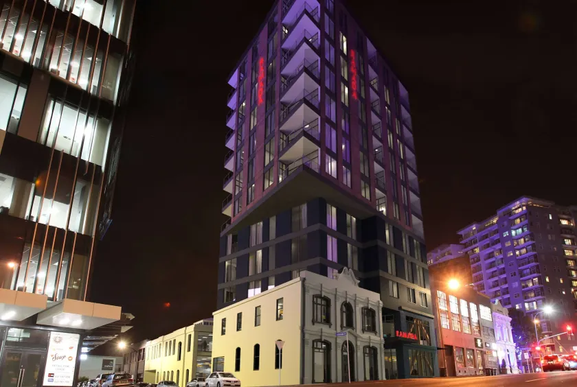 Ramada Suites By Wyndham Victoria Street West - Image 1