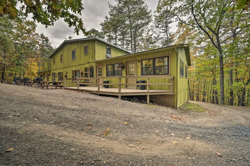 Near Raystown Lake! 3 Units at Urban Saddle Ranch - Image 1
