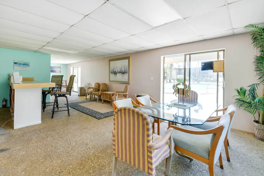 Penthouse-Wohnung mit Wasserblick am Binnenwasserweg mit Pool - Innenbereich