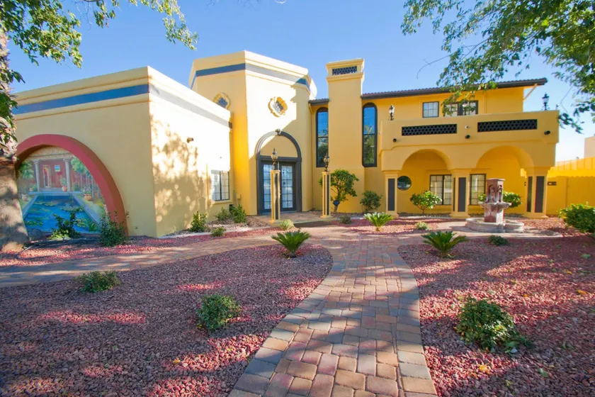 Villa Arches - Image 1
