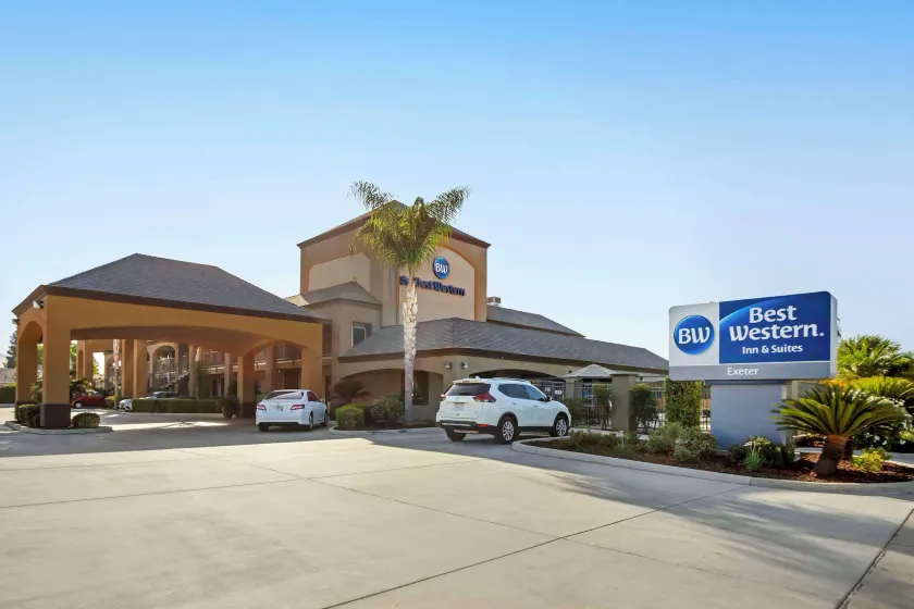 Best Western Exeter Inn & Suites - Image 1