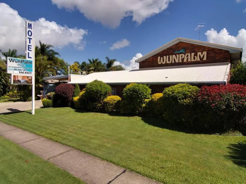 Wunpalm Motel & Cabins - Late check-in available - Image 1