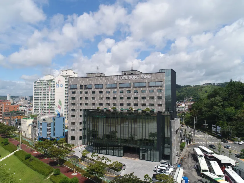 Hotel Dongbang - Image 1
