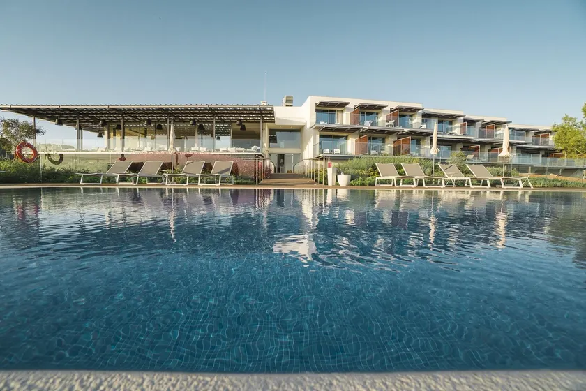 Palmares Beach House Hotel - Adults Friendly - Image 1