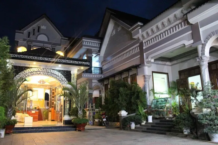 Xuan Mai Villa - Image 1