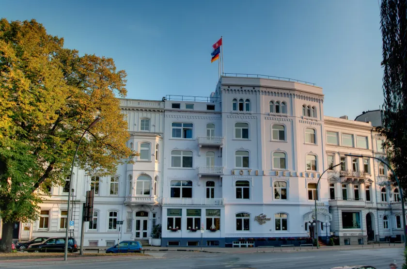 Relexa Hotel Bellevue an der Alster - Image 1