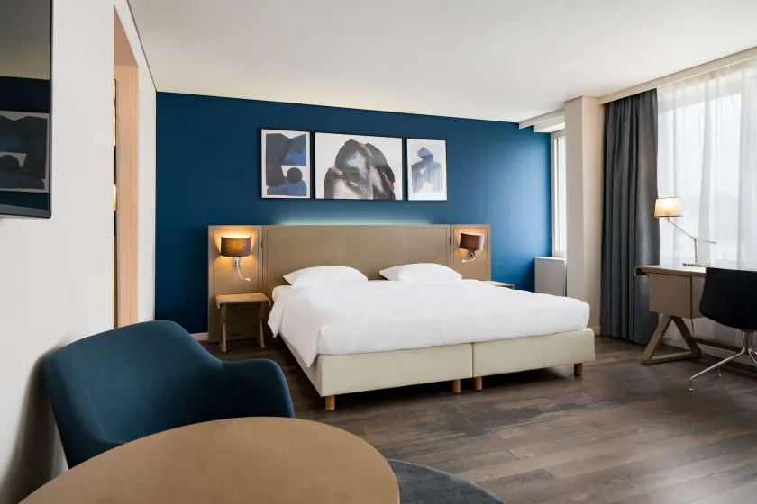 Park Inn by Radisson Antwerp City Centre - Image 1