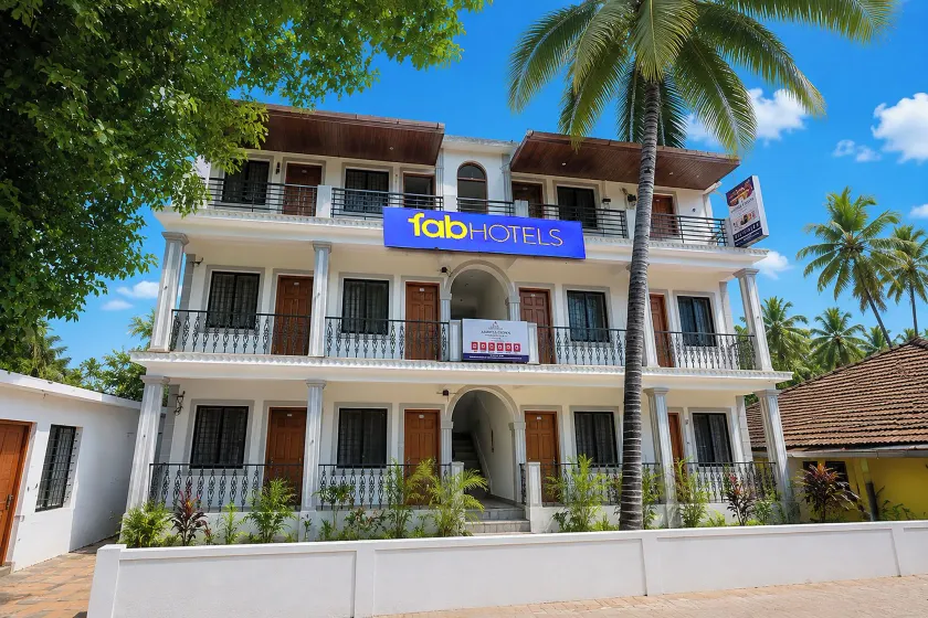 AVSHREE CROWN Comfort Stay - Image 1