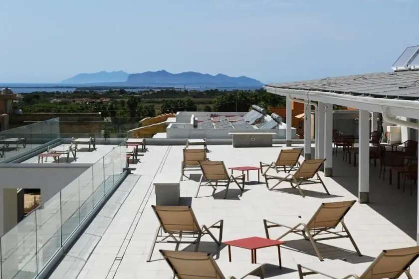 Dara Holiday Apartments - Image 1
