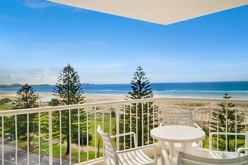 Meridian Tower Kirra Beach - Image 1
