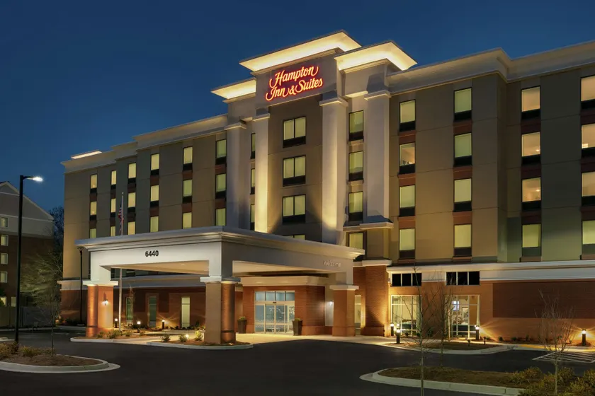 Hampton Inn & Suites Johns Creek - Image 1