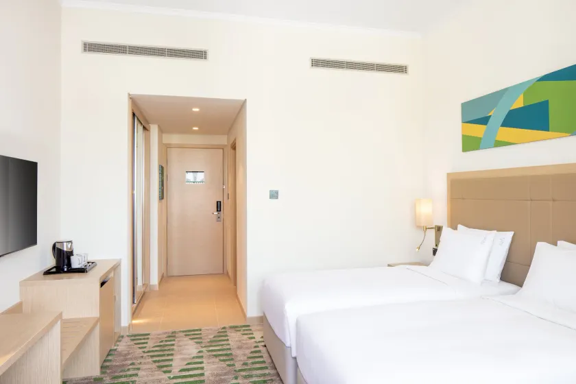 Holiday Inn & Suites - Dubai Science Park by IHG - Room
